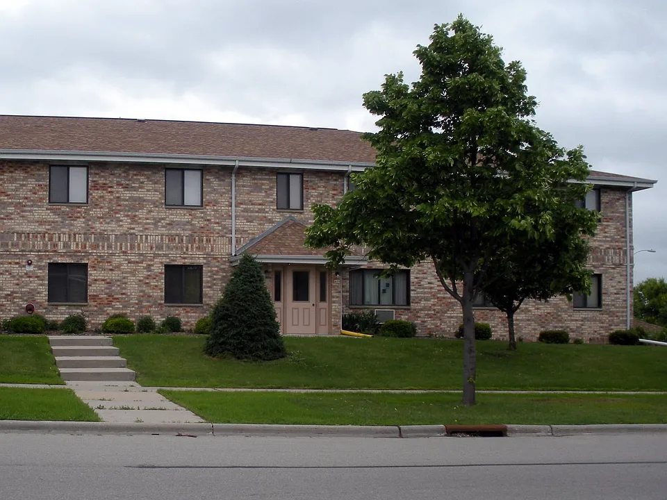 Building Photo 3