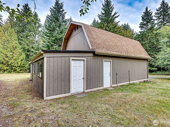 5th image of 13956 Timberwood Place SW