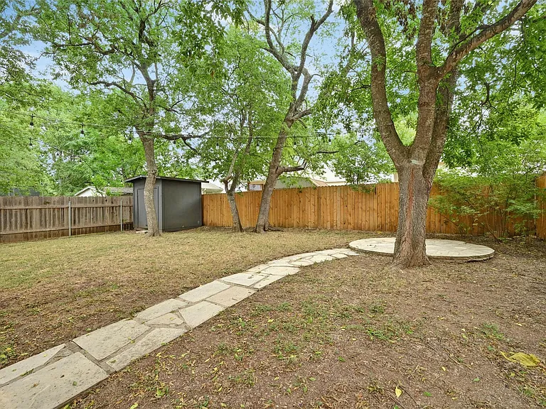 2217 Riker Ridge Trl — Photo 28