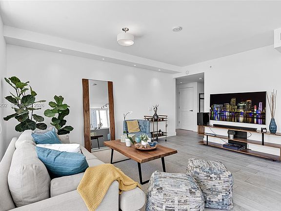 3rd image of 1080 Brickell Ave Unit 2601
