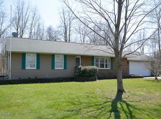 32709 Bradeen Ave, Paw Paw, MI
