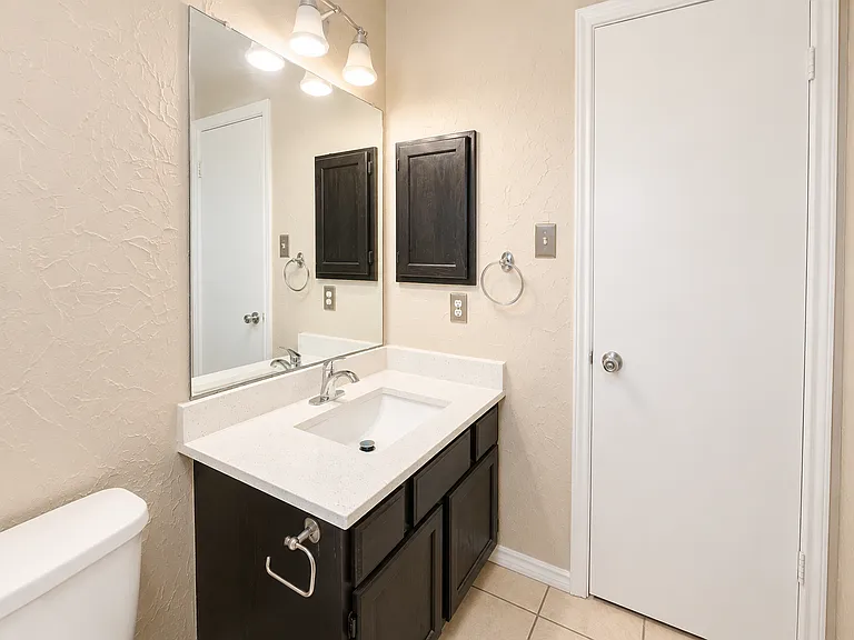 791 Chateau Ln — Photo 27