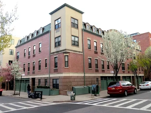 125 Boerum Place image 1 of 11