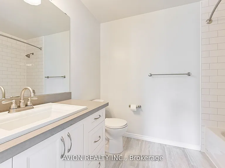 356 Tampa Dr — Photo 16