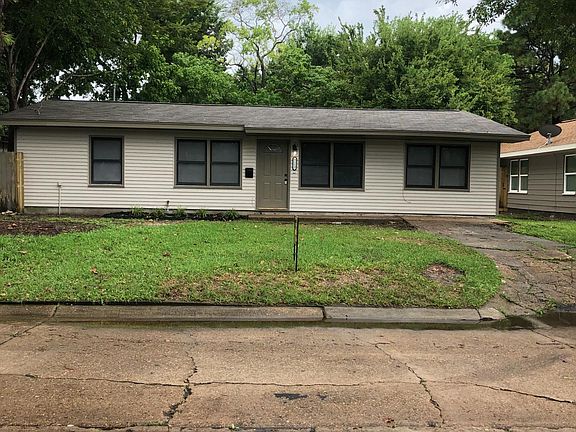 2nd image of 3113 Babin Ave
