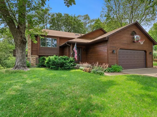 12852 Essex Way, Apple Valley, MN 55124