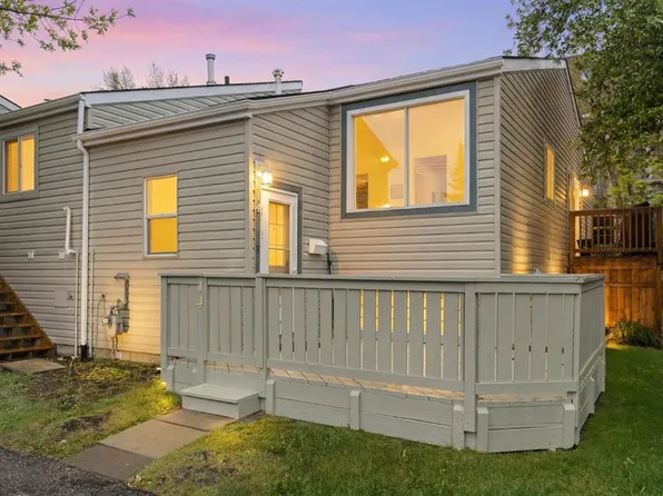 8544 N 48th Ave NW #14, Calgary, AB T3B 2A6