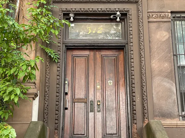 312 West 98th Street image 10 of 11