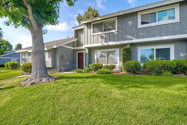 1st image of 322 Los Arbolitos Blvd