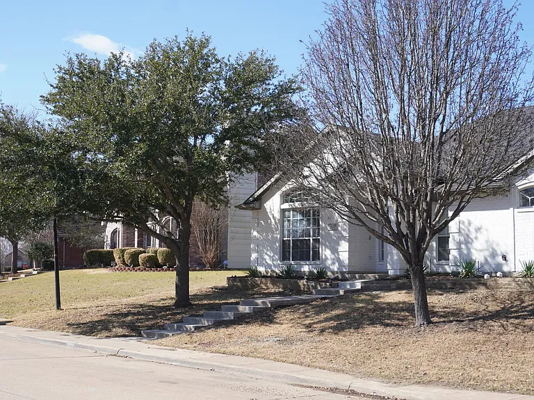 3107 Wildflower Way — Photo 3