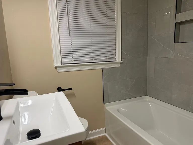 3117 Tryon Rd — Photo 9