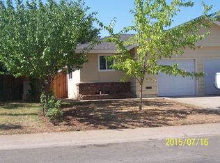 10386 Buena Plaza Cir, Rancho Cordova, CA