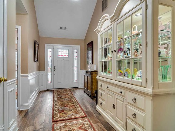 4th image of 2039 Wicker Wood Way