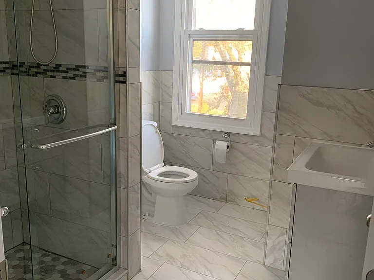 283 Ivy St #2 — Photo 4