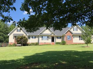 300 Johnny Cut Rd, Griffin, GA 30223