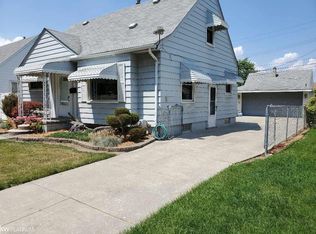 16761 Mayfield St, Roseville, MI 48066