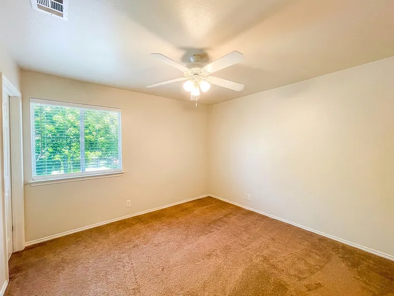 9023 Pinseeker — Photo 15