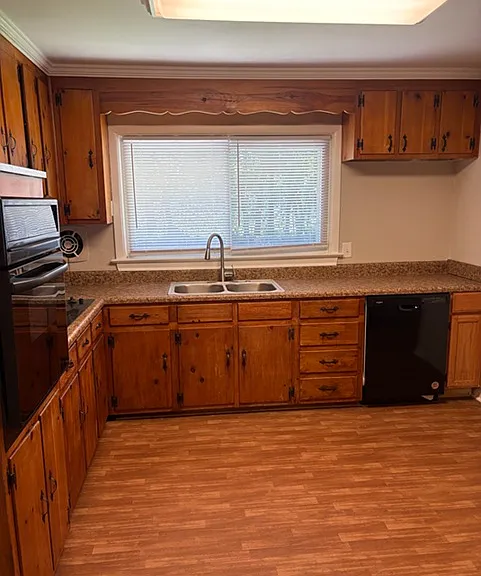 101 Prince George Dr — Photo 4