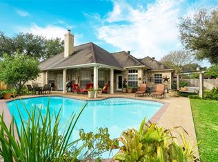 6411 Adobe Trails Dr, Sugar Land, TX 77479