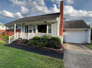 900 Mossman Cir, Point Pleasant, WV 25550