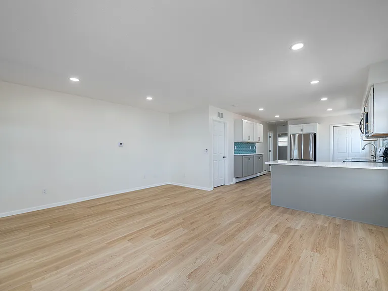 3844 Edgewater Blvd — Photo 15