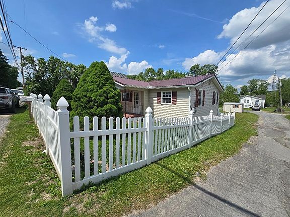 4th image of 491 Bailey Ave