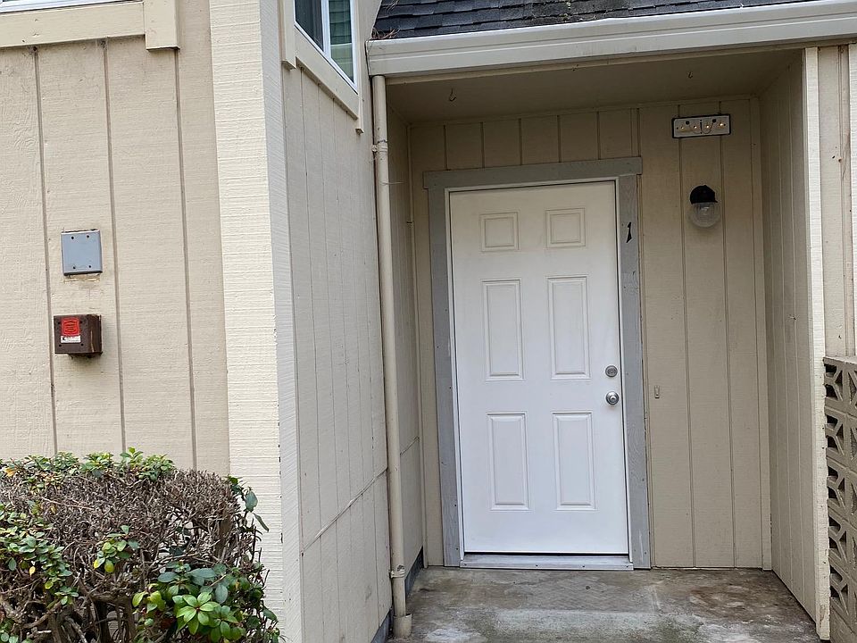 1st image of 200 Pilarcitos Ave #1