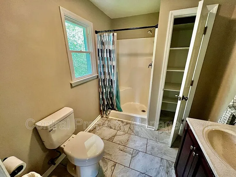 103 Newman Dr — Photo 8