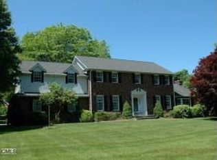 18 Titicus Mountain Rd, New Fairfield, CT 06812