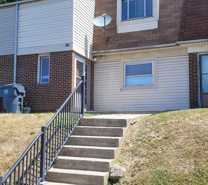 1st image of 707 Saint Marys Dr