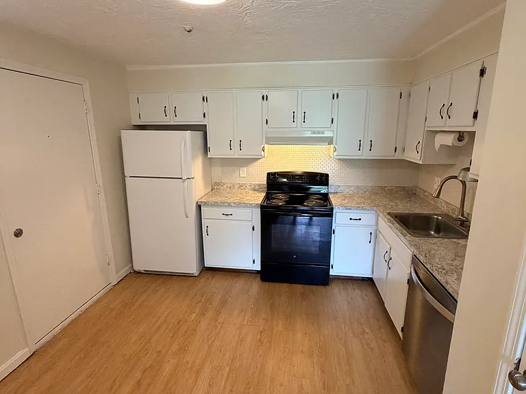 276 Codman Hill Rd #36A — Photo 5