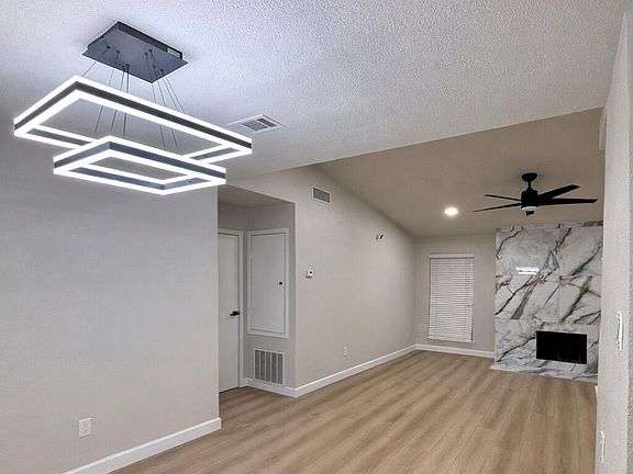 5th image of 2125 Augusta Dr APT 74
