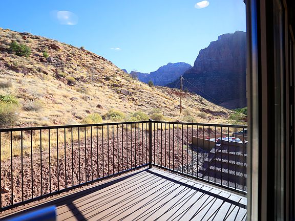 5th image of 115 Trapper Cir #B