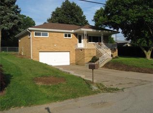 2221 Thomas Dr, White Oak, PA 15131
