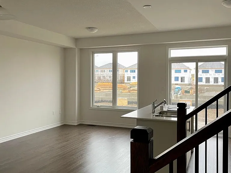 156 Shepherd Dr — Photo 4