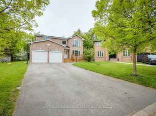 31 Cady Ct, Aurora, ON L4G 6S1
