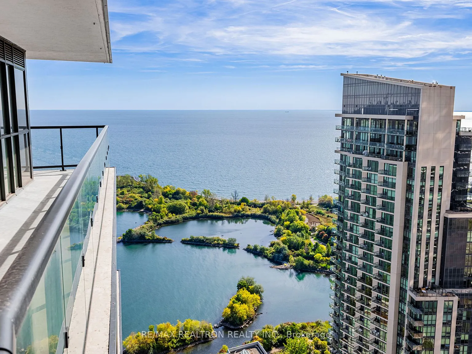 2 bed, $2,450 — Photo 1