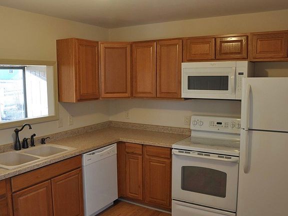 5th image of 7403 La Vista Dr