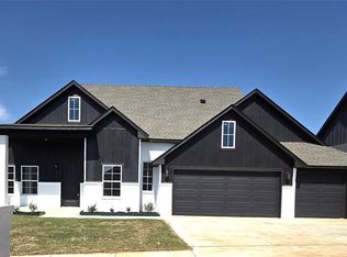 11701 NW 102nd St, Yukon, OK 73099