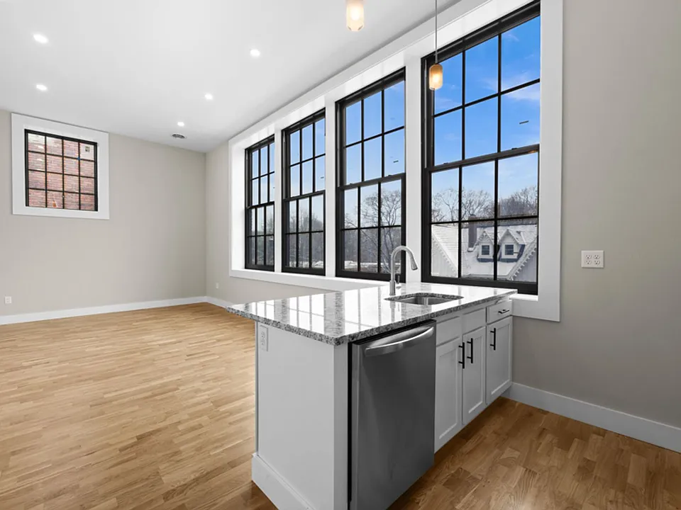 New lofts in convenient location