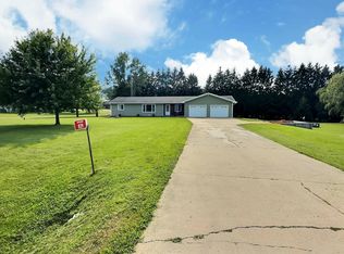 839 County Rd E, Ripon, WI 54971