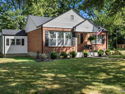 1226 Pinetree Ln, Saint Louis, MO, 63119