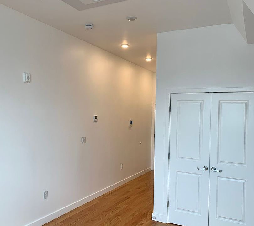 Market Street Investment LLC 6468 Market St Lynn MA Zillow