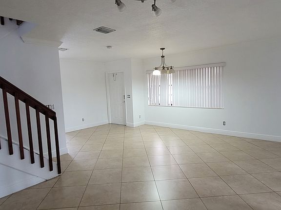 2nd image of 410 NW 103rd Ter