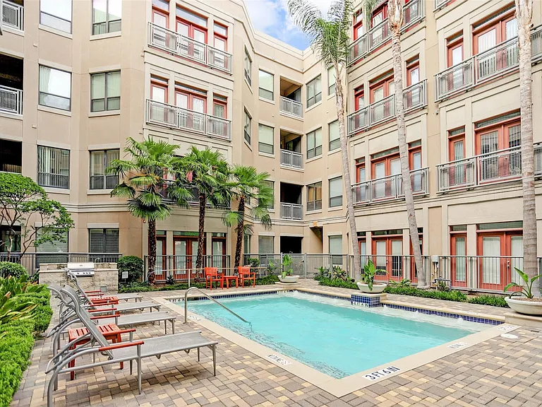 1901 Post Oak Blvd #2602 — Photo 18