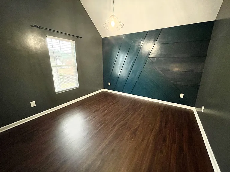 311 Highgrove Dr — Photo 15