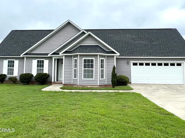 210 Planters Ridge Drive, Pikeville, NC 27863