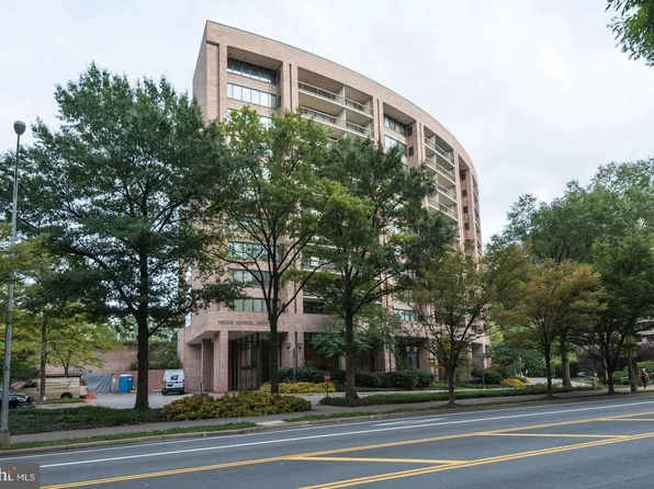 1805 Crystal Dr APT 713S, Arlington, VA 22202