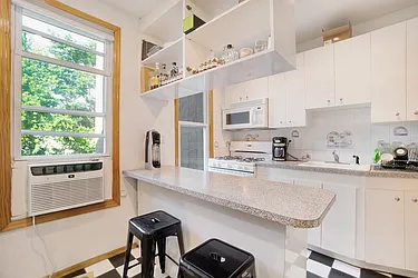 Rented by Bond New York