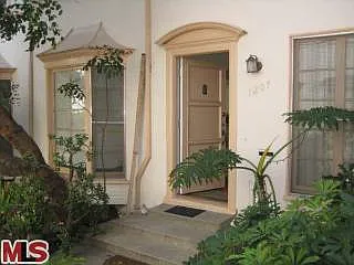 1201 S Ogden Dr — Photo 2